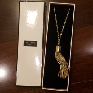 Victoria Secret necklace